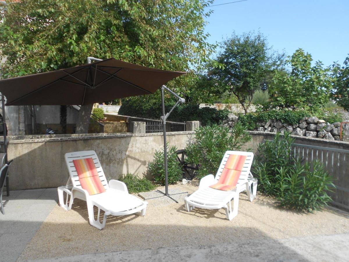 Holiday Home Mery By El-Pi Tours Malinska Extérieur photo
